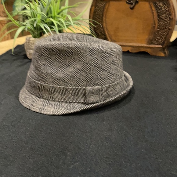 Robington & Mott New York Hat - Picture 7 of 15